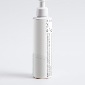 Clarifying Gel lifestyle mockup